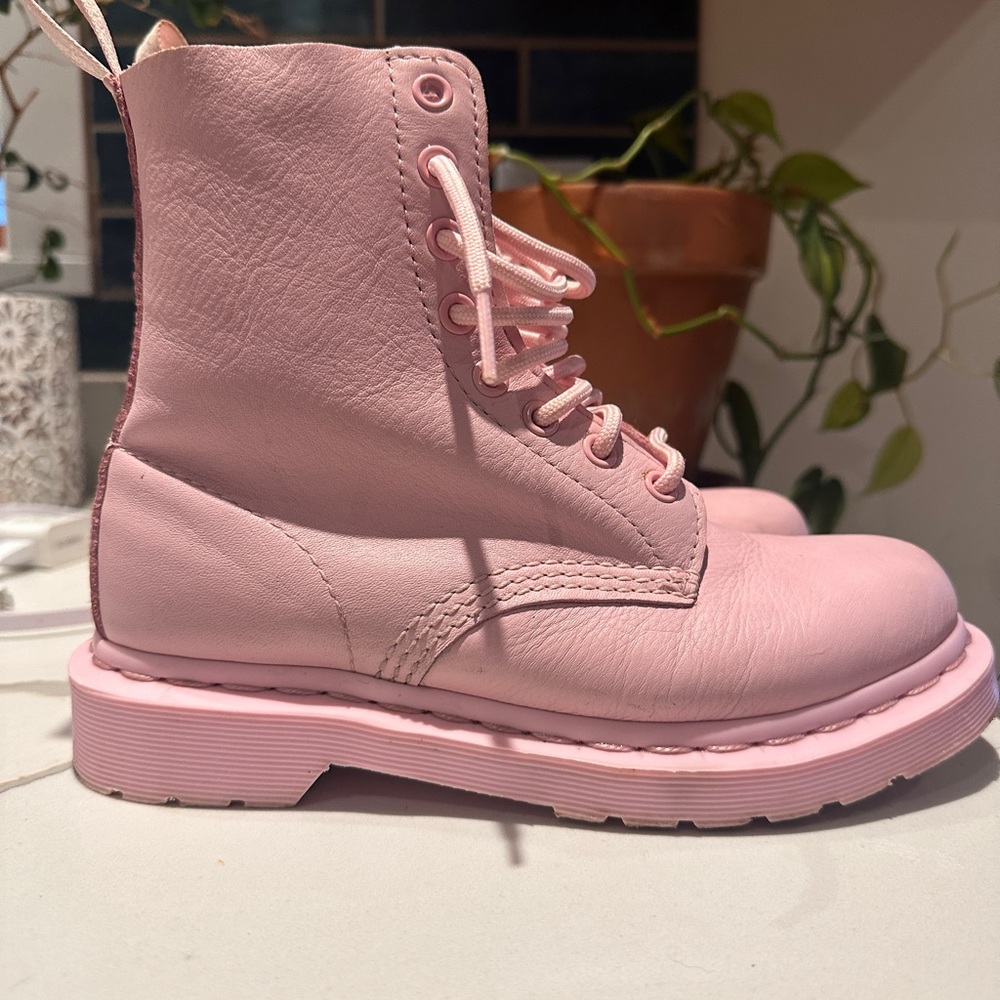 Dr. Martens pink pascal boots